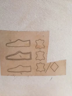 Pantoletten><noscript><img width=