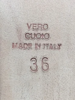 Pantoletten><noscript><img width=