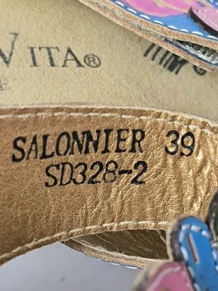 Pantoletten><noscript><img width=