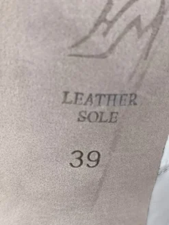 Pantoletten><noscript><img width=