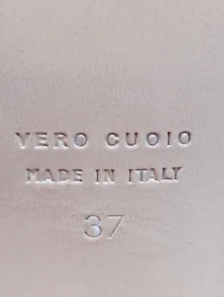 Pantoletten><noscript><img width=