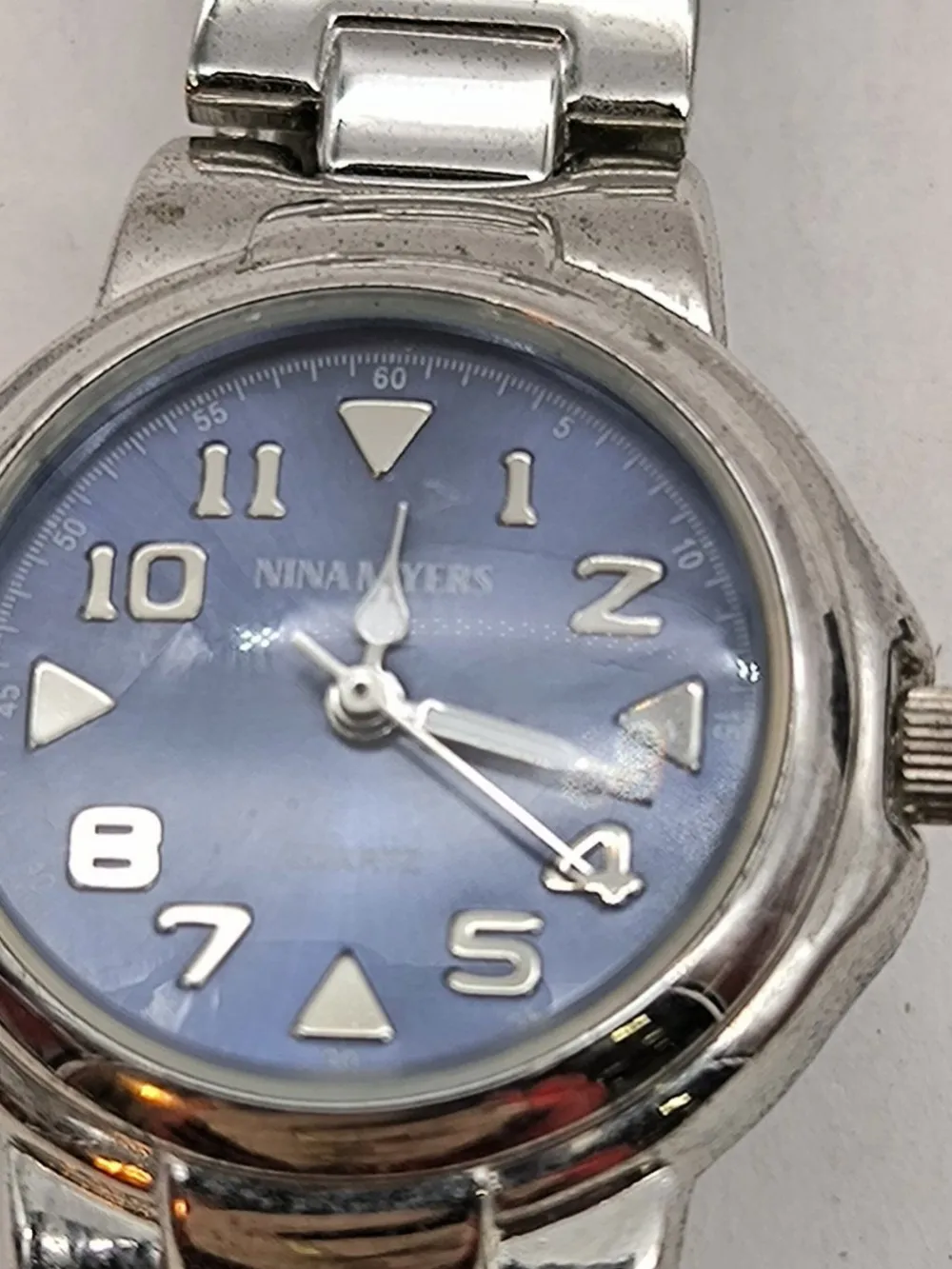 Analoguhr-Nina Myers Sale