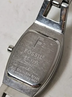 Analoguhr-Fossil Outlet