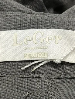 Anzüge><noscript><img width=