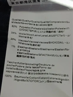 Anzüge><noscript><img width=