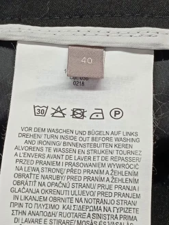 Anzüge><noscript><img width=