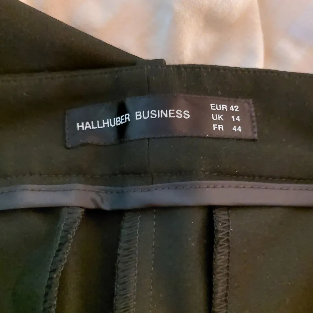 Anzughose Größe 42-Hallhuber New