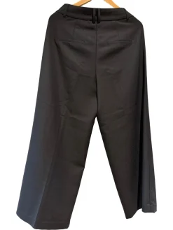 Anzüge><noscript><img width=