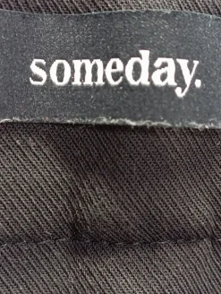 Anzüge><noscript><img width=