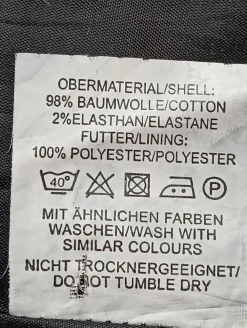 Anzüge><noscript><img width=