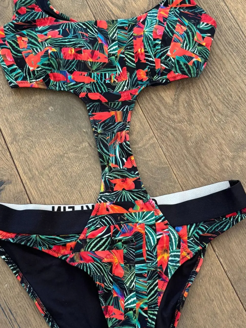 Bademode>Calvin Klein Badeanzug Größe 36 mehrfarbig