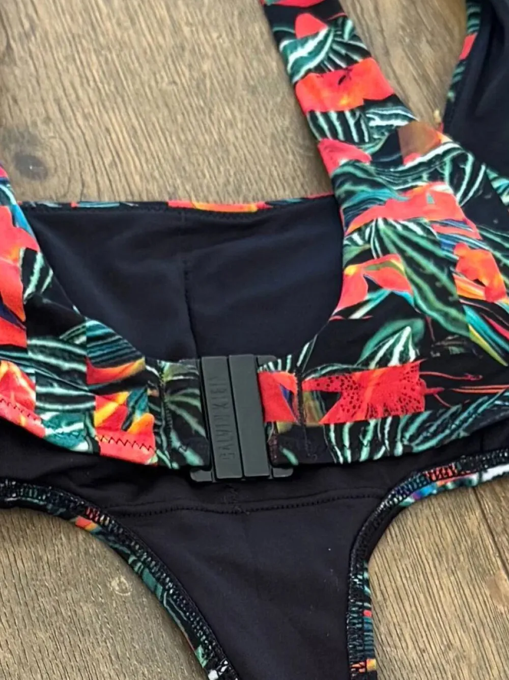 Bademode>Calvin Klein Badeanzug Größe 36 mehrfarbig