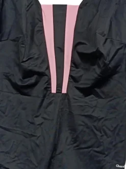 Bademode> Badeanzug Größe 44 schwarz