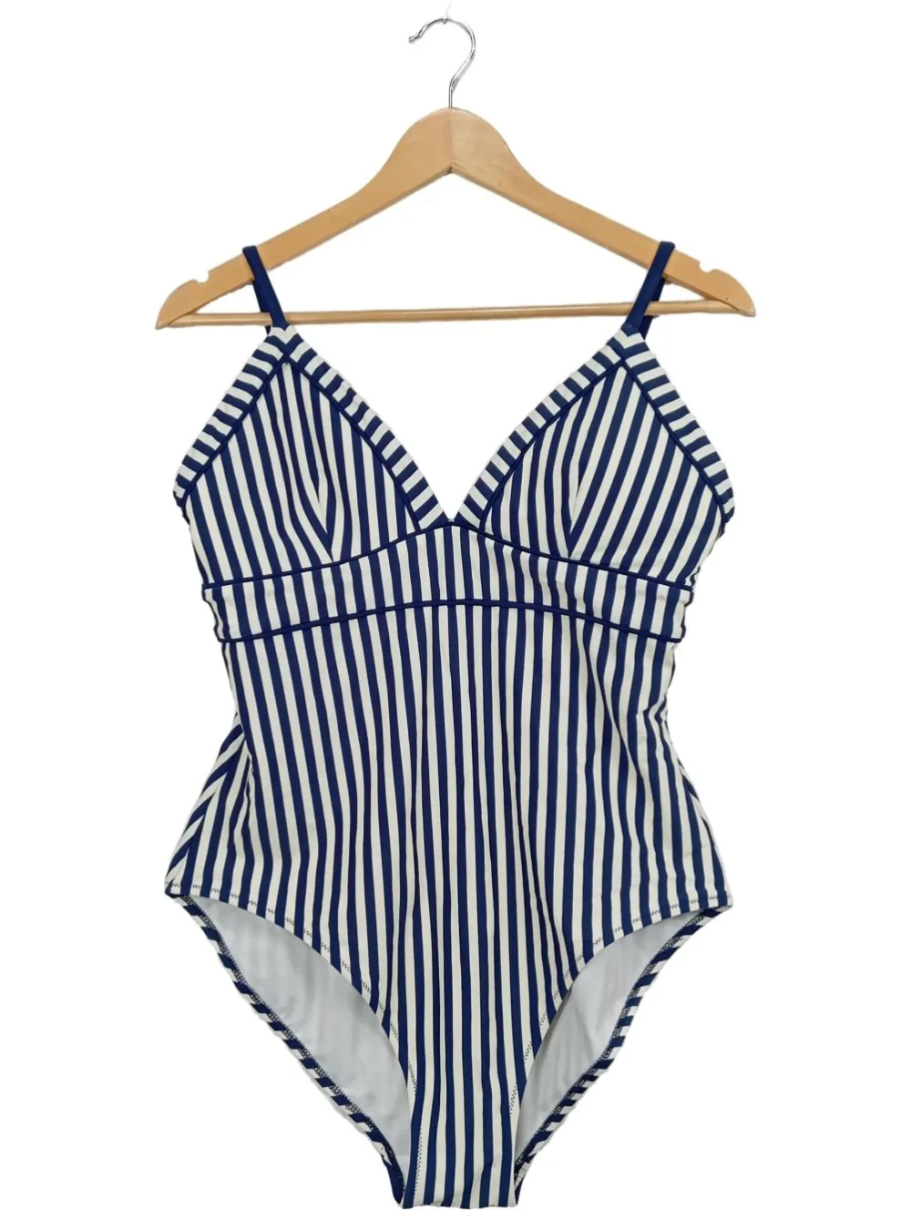 Badeanzug Größe 42-Boden Outlet