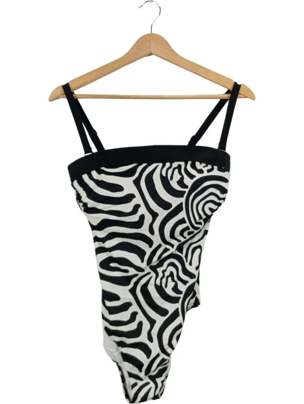 Bademode> Badeanzug Größe 38 mehrfarbig