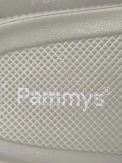 Pantoletten><noscript><img width=