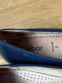 Ballerinas><noscript><img width=