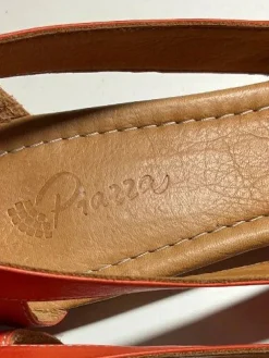 Ballerinas><noscript><img width=