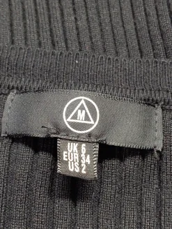 Basic-Body Größe 34-Missguided Clearance