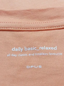 Shirts><noscript><img width=