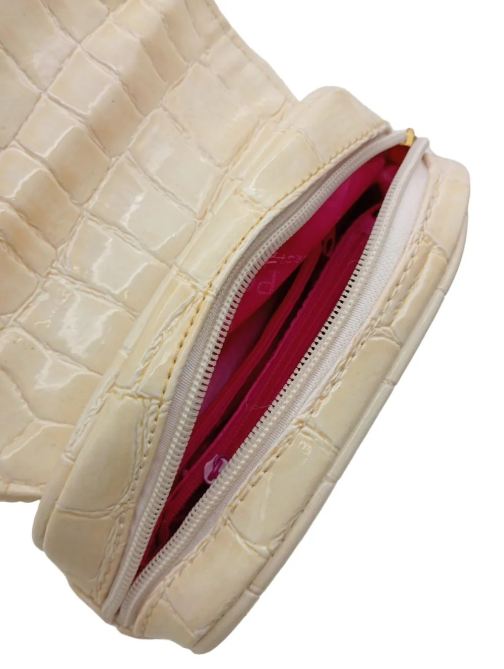 Bauchtaschen>Pompu00f6u00f6s Bauchtasche wollweiß