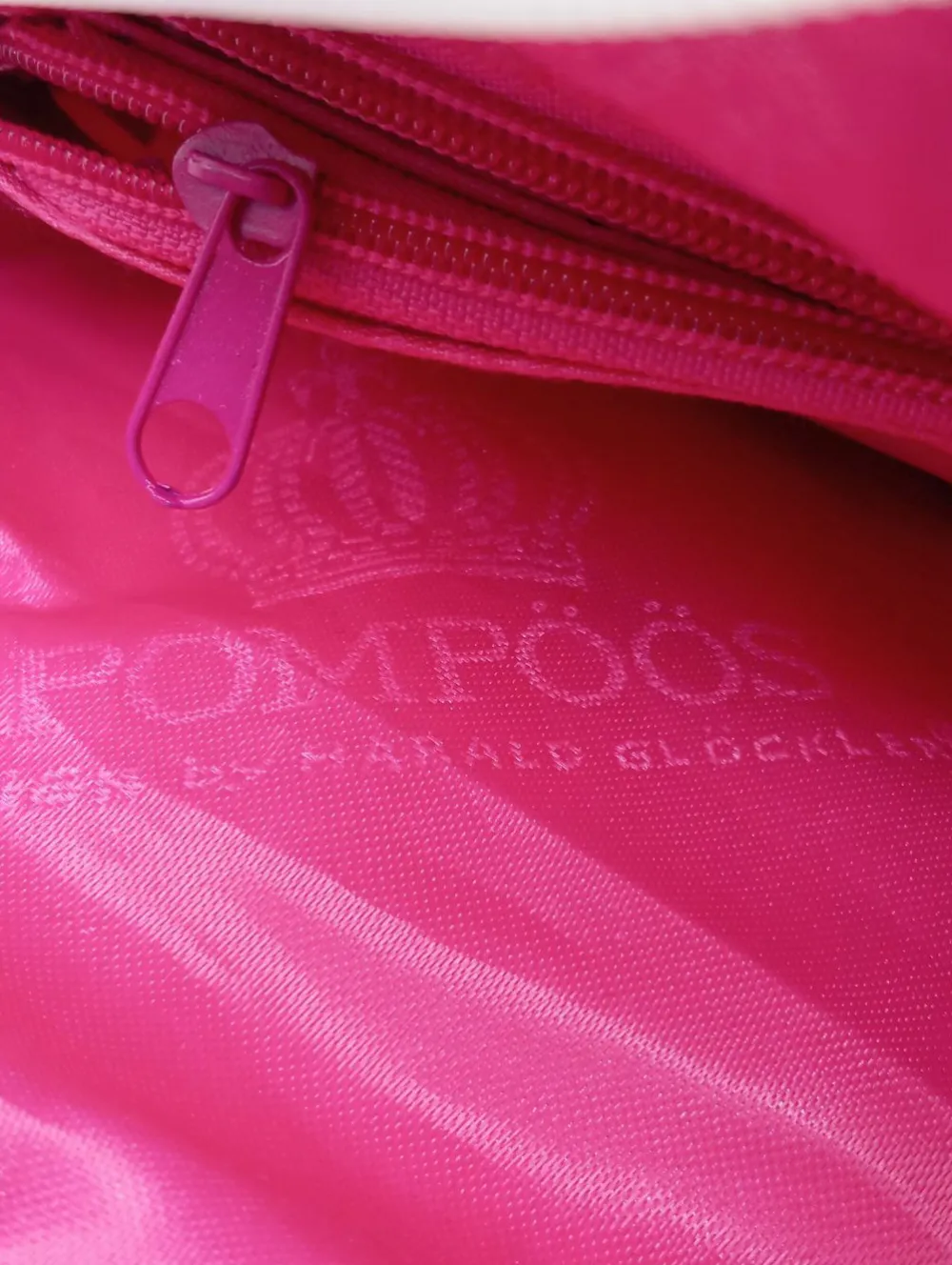 Bauchtaschen>Pompu00f6u00f6s Bauchtasche wollweiß