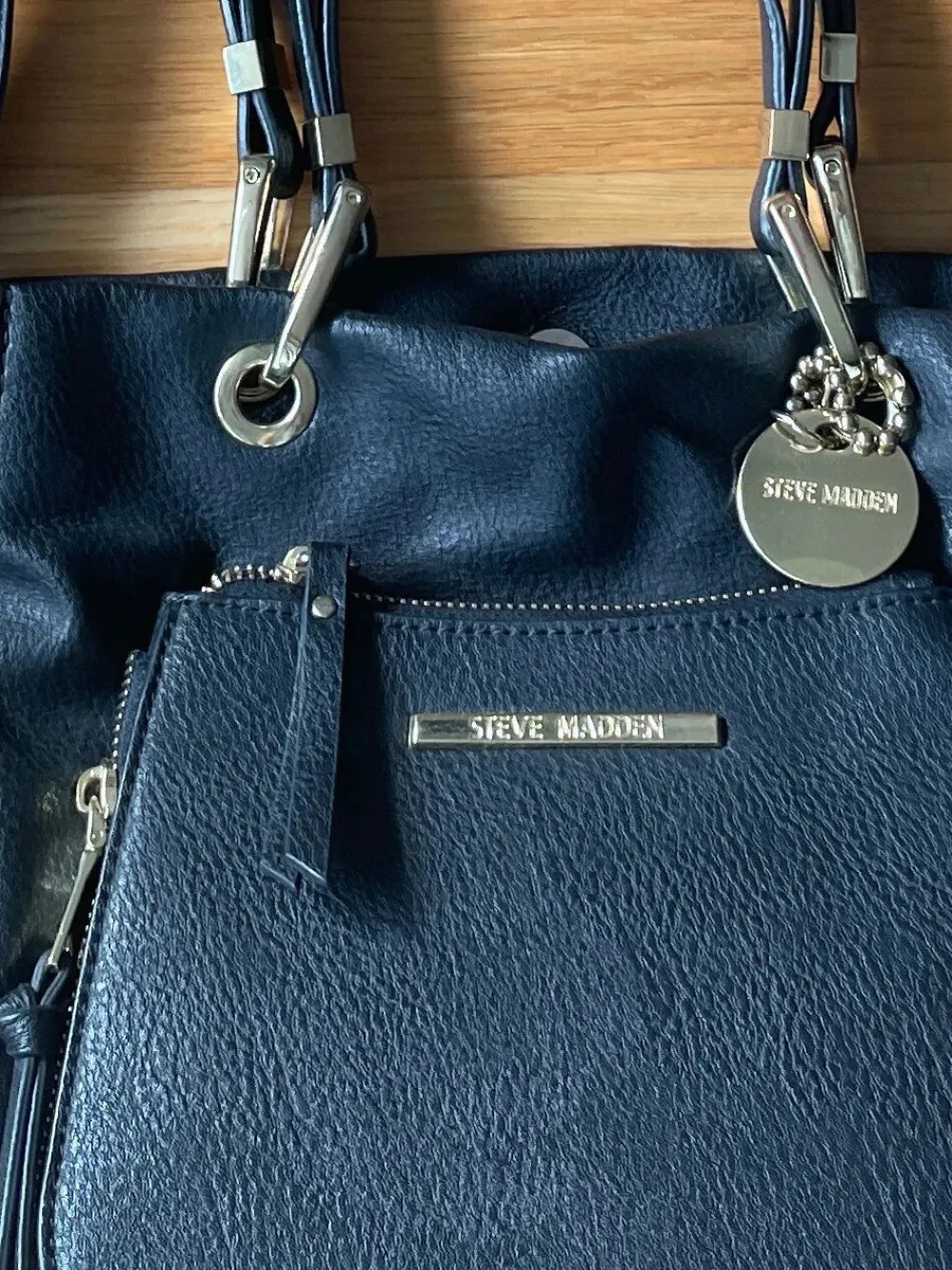 Beuteltaschen> Beuteltasche schwarz