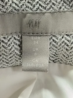 Blazer><noscript><img width=