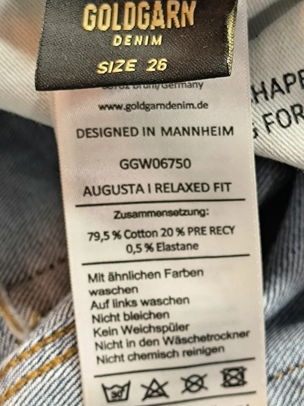 Boyfriendjeans Größe 36-Goldgarn Hot