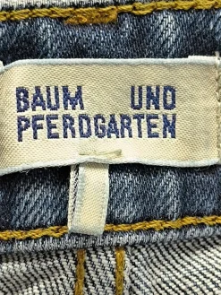 Jeans><noscript><img width=