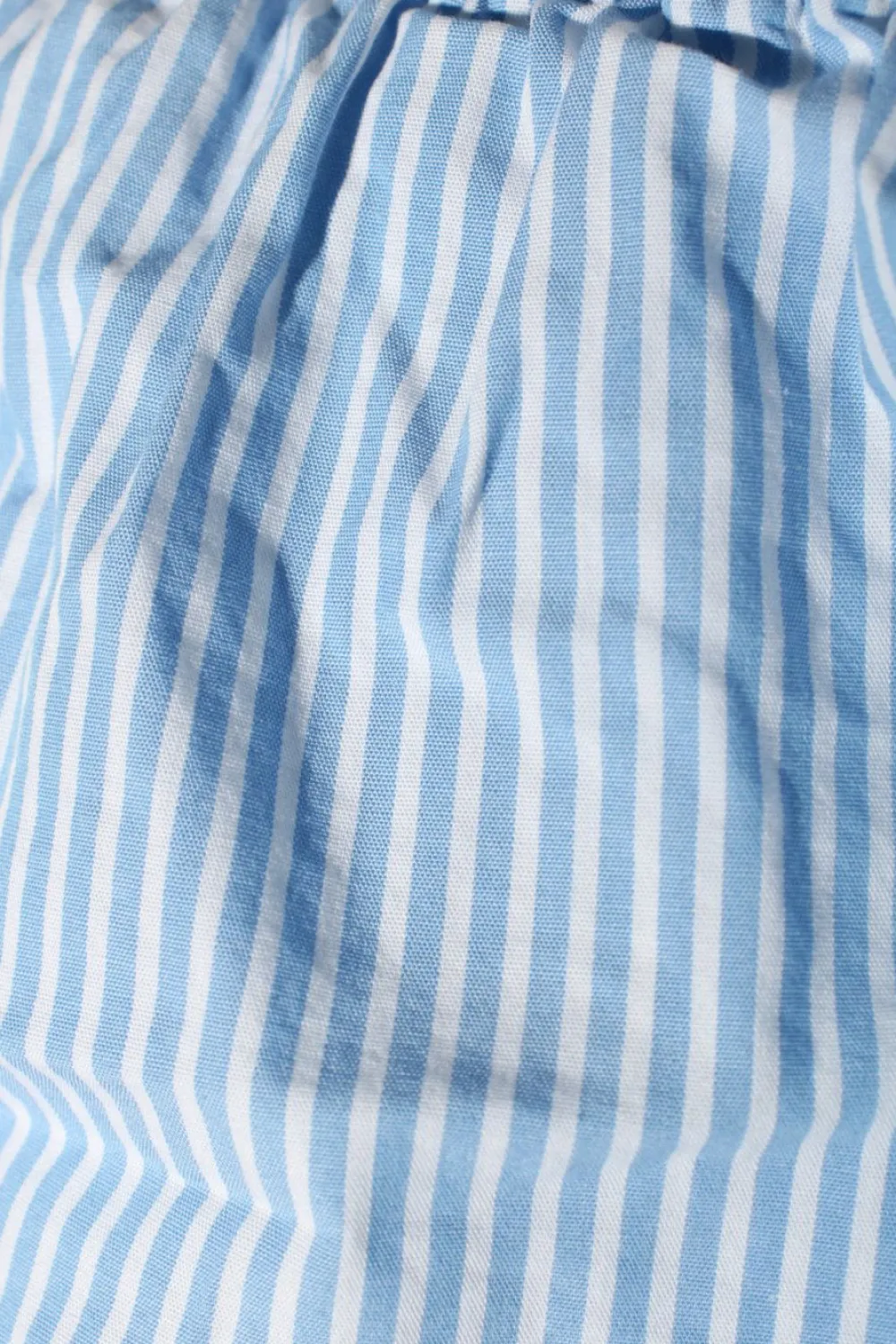 Blusen>H&M Divided Carmen-Bluse Größe 40 weißblau