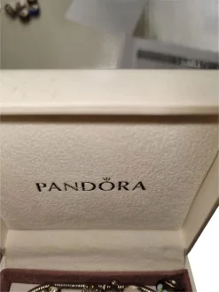 Charms><noscript><img width=