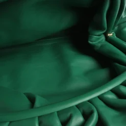 Clutch-Bottega Veneta Hot