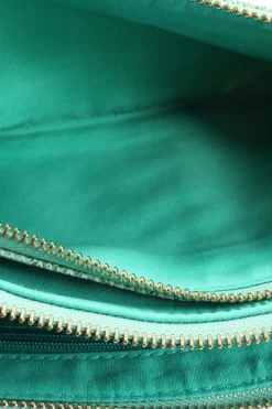 Clutch-Accessorize Outlet