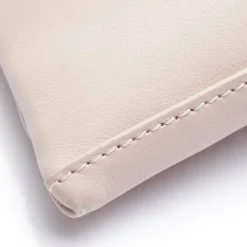 Clutches><noscript><img width=