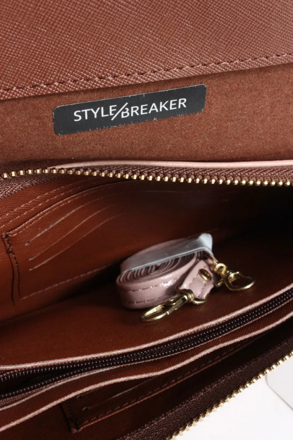 Clutches>styleBREAKER Clutch lila