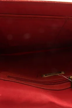 Clutches><noscript><img width=