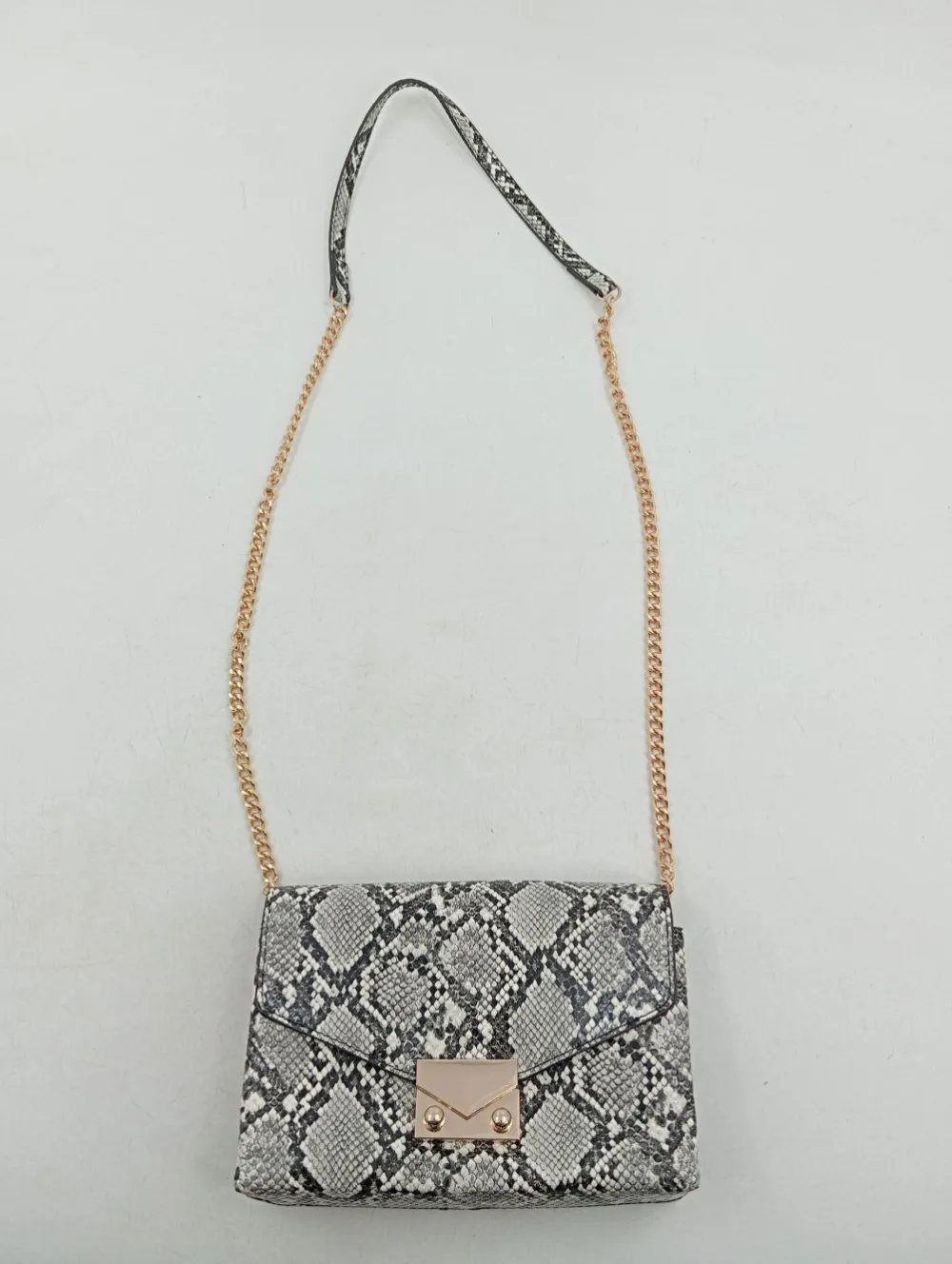 Clutches> Clutch grau