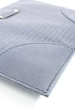 Clutches><noscript><img width=