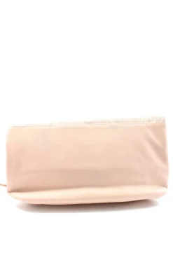 Clutch-Accesorize Clearance