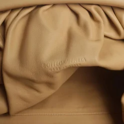 Clutches><noscript><img width=