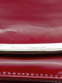 Clutches><noscript><img width=