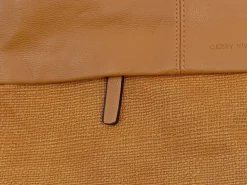 Clutches><noscript><img width=