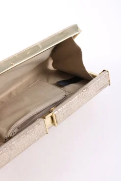 Clutches><noscript><img width=