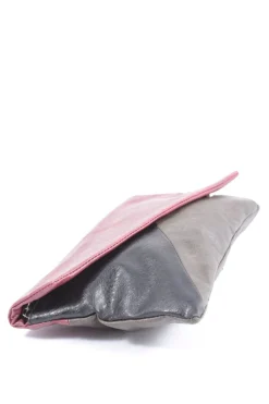 Clutches><noscript><img width=