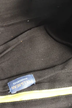 Clutches><noscript><img width=