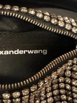 Clutches><noscript><img width=