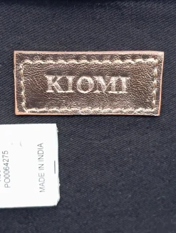 Clutches><noscript><img width=