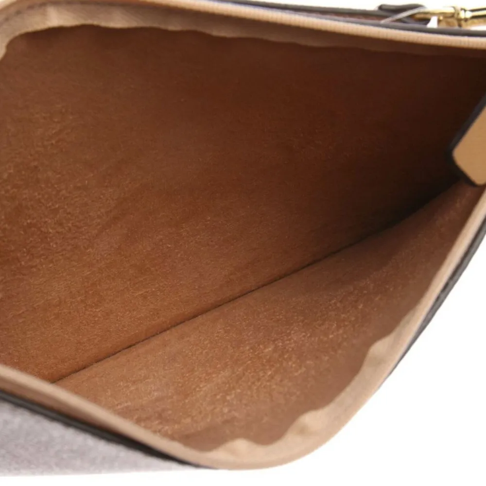 Clutches>Calvin Klein Clutch weiß