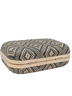 Clutches><noscript><img width=